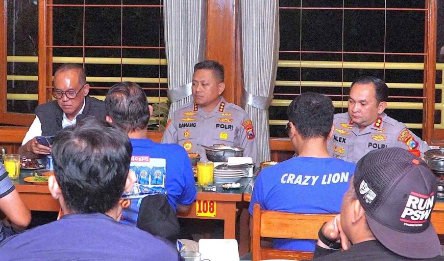 Tepati Janji Rawat Kedamaian Sepak Bola, Kapolresta Malang Kota Bersama Polda Jatim Pertemukan Aremania dan Bonek di Pasuaruan