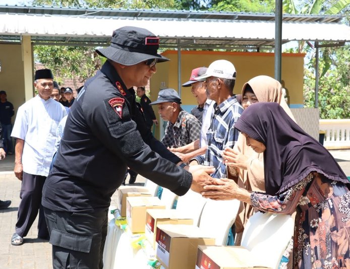 Kapolda Jatim Resmikan Sumur Bor Presisi di Pagak Malang, Bantu Warga Akses Air Bersih